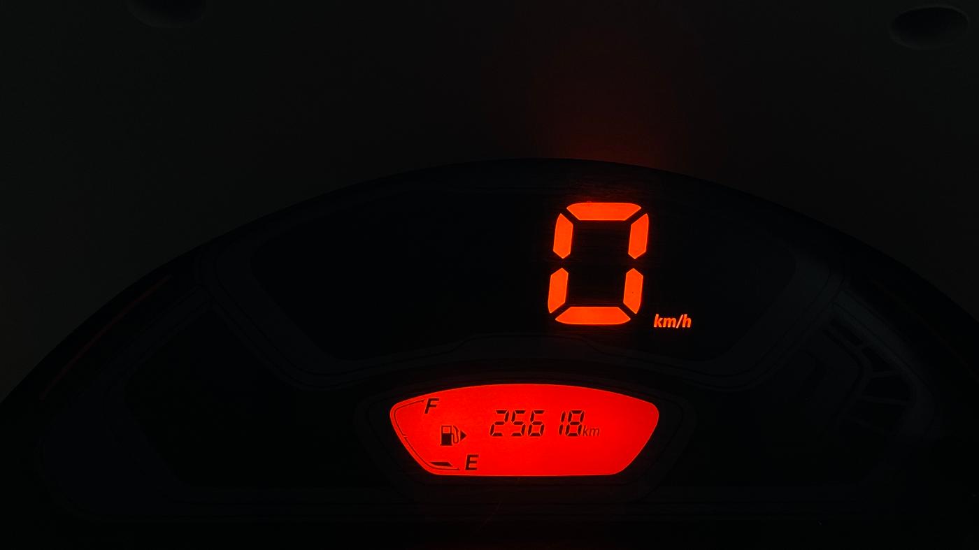 2023 Maruti Eeco 5 STR AC, Petrol, Manual, 25,615 km, Odometer Image