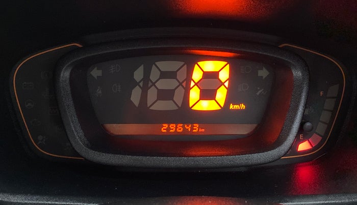 2018 Renault Kwid 1.0 RXT Opt, Petrol, Manual, 30,845 km, Odometer Image