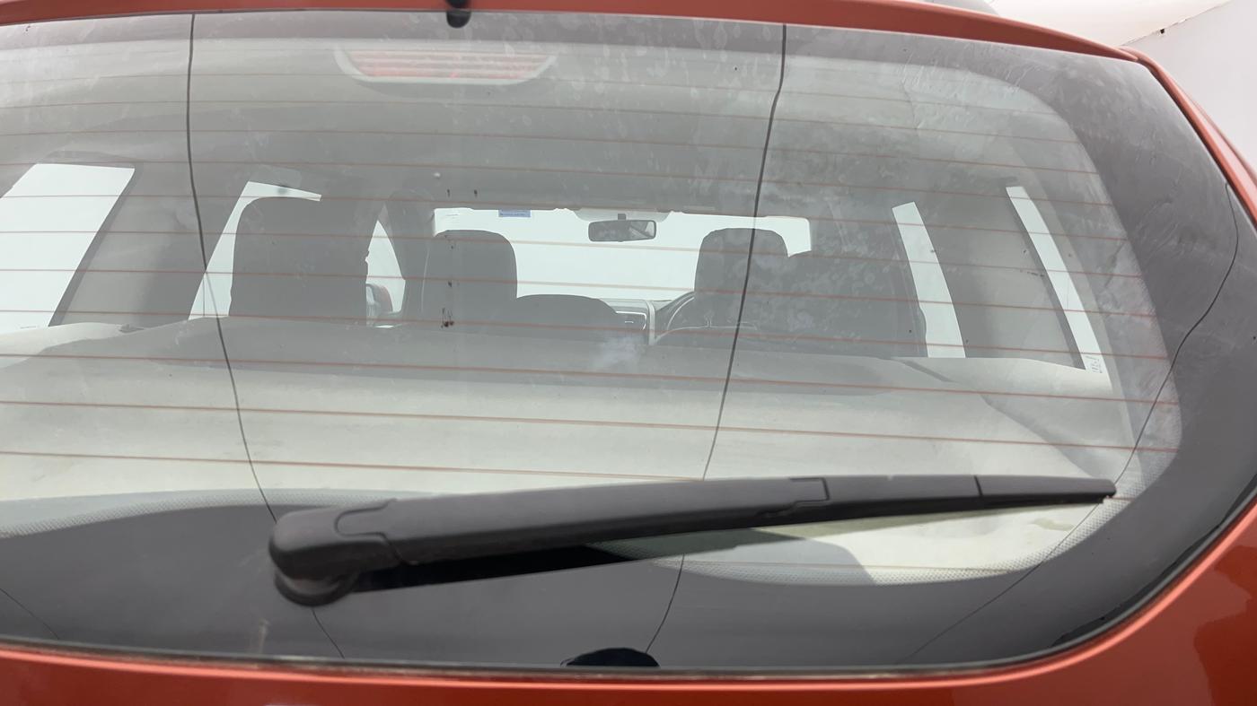 2020 Renault Duster RXZ 1.5 PETROL MT, Petrol, Manual, 29,103 km, Rear Wiper