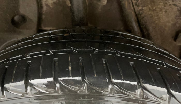 2020 Renault Duster RXZ 1.5 PETROL MT, Petrol, Manual, 29,050 km, Right Rear Tyre Tread