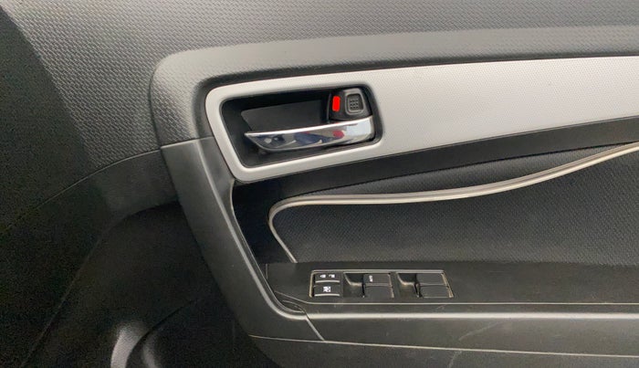 2021 Maruti Vitara Brezza ZXI PLUS, Petrol, Manual, 58,231 km, Driver Side Door Panels Control