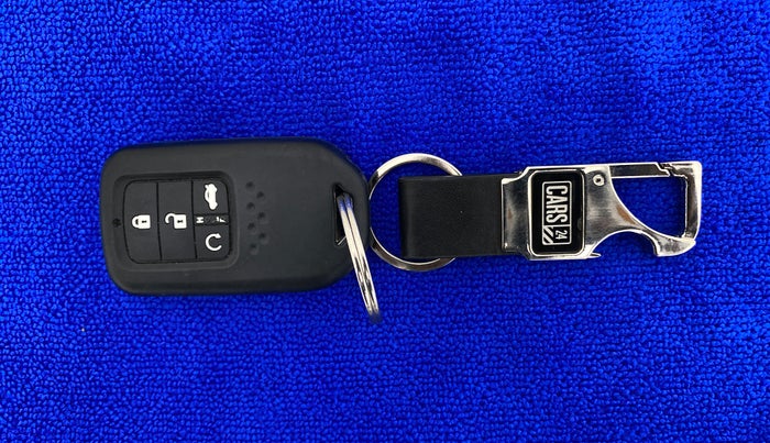 2019 Honda Civic 1.8V AT, Petrol, Automatic, 6,154 km, Key Close Up