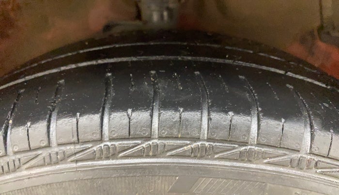 2020 Maruti Celerio VXI, Petrol, Manual, 42,384 km, Right Front Tyre Tread