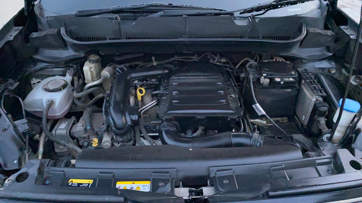2022 Volkswagen TAIGUN TOPLINE 1.0 TSI MT, Petrol, Manual, 59,704 km, Engine View