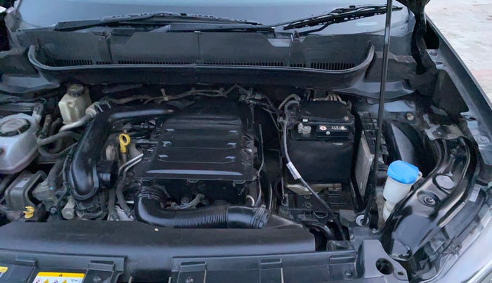 2022 Volkswagen TAIGUN TOPLINE 1.0 TSI MT, Petrol, Manual, 59,704 km, Engine View - Left