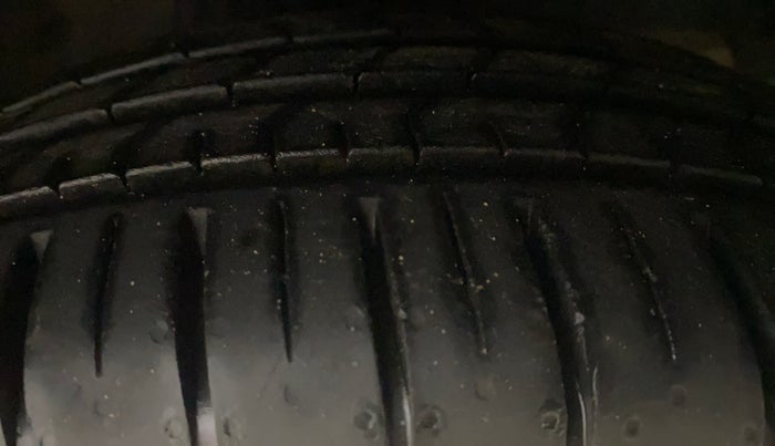 2018 Honda WR-V 1.5L I-DTEC VX MT, Diesel, Manual, 70,050 km, Right Front Tyre Tread