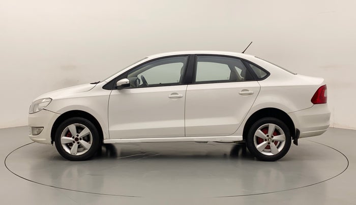2016 Skoda Rapid 1.6 MPI STYLE PLUS MT, Petrol, Manual, 1,19,319 km, Left Side