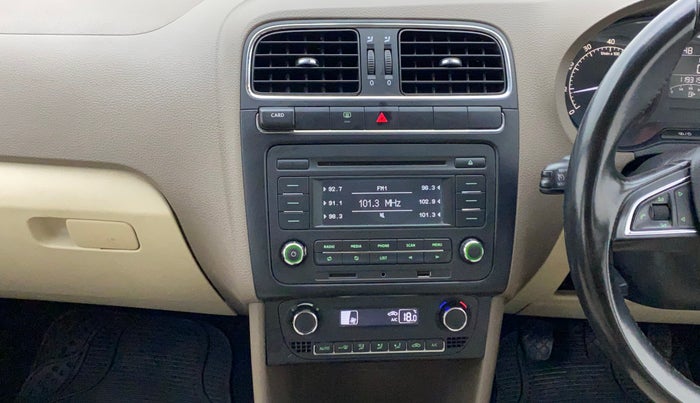 2016 Skoda Rapid 1.6 MPI STYLE PLUS MT, Petrol, Manual, 1,19,319 km, Air Conditioner