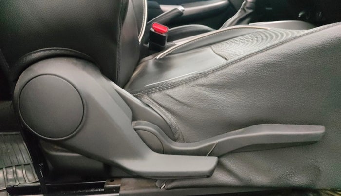 2020 Maruti Baleno ZETA CVT PETROL 1.2, Petrol, Automatic, 40,290 km, Driver Side Adjustment Panel