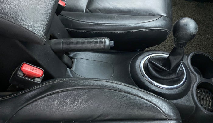 2019 Honda BR-V 1.5 i- DTEC VX, Diesel, Manual, 44,379 km, Gear Lever
