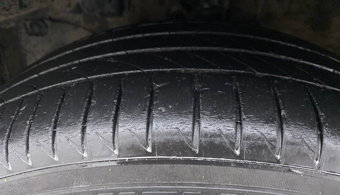 2019 Honda BR-V 1.5 i- DTEC VX, Diesel, Manual, 44,379 km, Left Front Tyre Tread