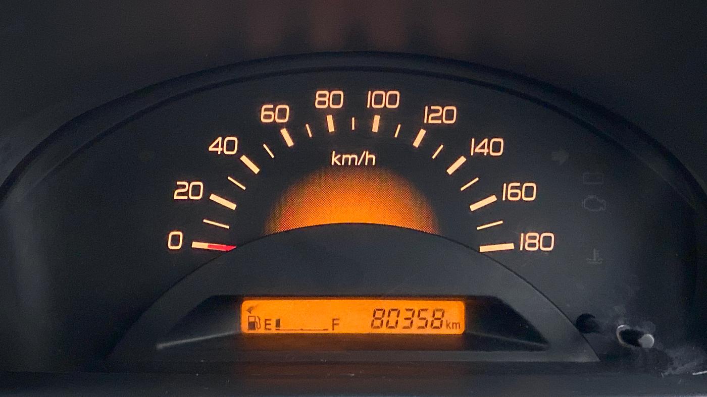 2011 Maruti Wagon R 1.0 LXI, Petrol, Manual, 80,404 km, Odometer Image