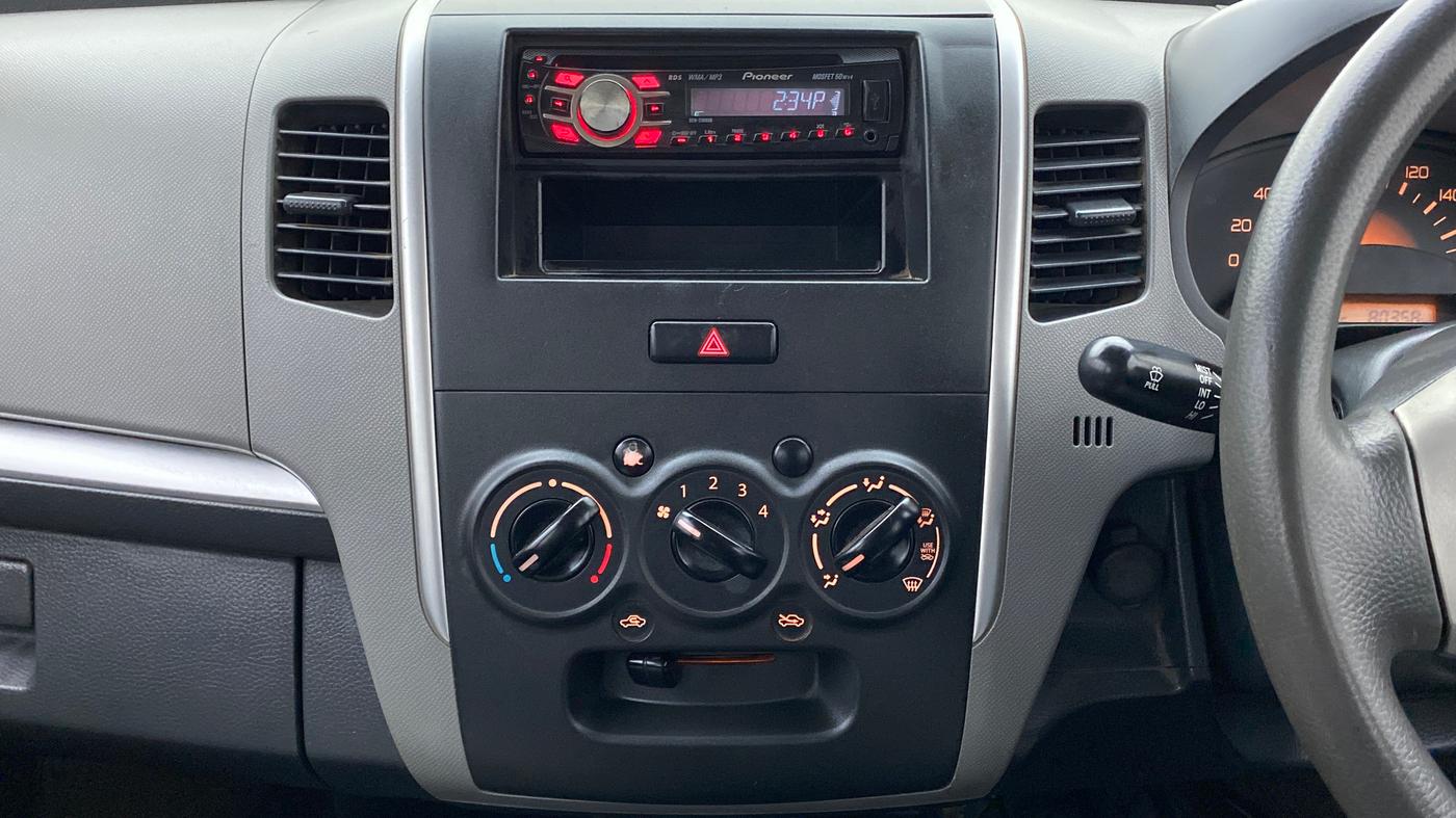 2011 Maruti Wagon R 1.0 LXI, Petrol, Manual, 80,404 km, Air Conditioner