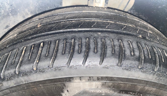 2022 Skoda SLAVIA AMBITION 1.0L TSI MT, Petrol, Manual, 34,754 km, Left Front Tyre Tread