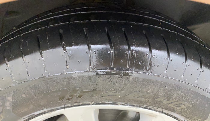 2018 Ford Ecosport TITANIUM 1.5L PETROL, Petrol, Manual, 83,699 km, Right Front Tyre Tread