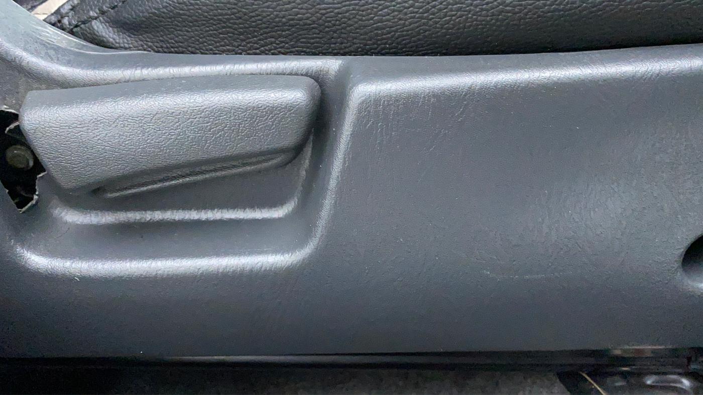 2018 Maruti Alto K10 VXI P, Petrol, Manual, 14,382 km, Driver Side Adjustment Panel
