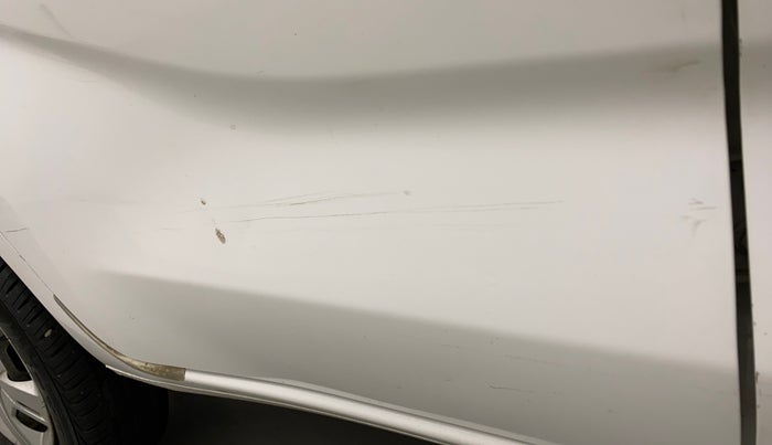 2018 Datsun Redi Go T (O), Petrol, Manual, 28,792 km, Right rear door - Minor scratches
