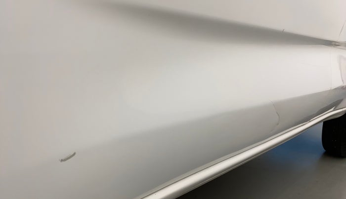 2018 Datsun Redi Go T (O), Petrol, Manual, 28,792 km, Front passenger door - Minor scratches
