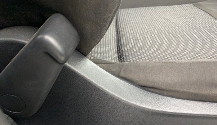 2017 Volkswagen Ameo TRENDLINE 1.2L, Petrol, Manual, 80,212 km, Driver Side Adjustment Panel