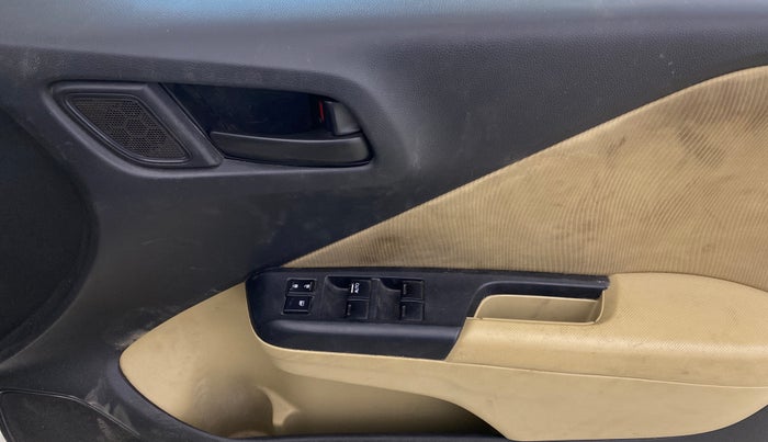 2016 Honda City 1.5L I-VTEC SV, Petrol, Manual, 99,864 km, Driver Side Door Panels Control