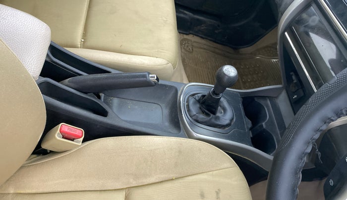 2016 Honda City 1.5L I-VTEC SV, Petrol, Manual, 99,864 km, Gear Lever