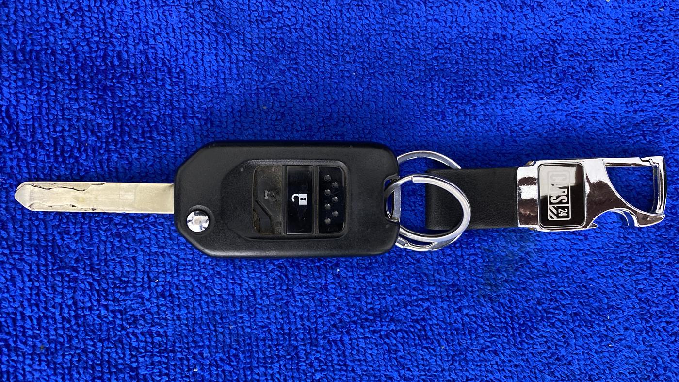 2017 Honda City SV MT PETROL, Petrol, Manual, 69,469 km, Key Close Up
