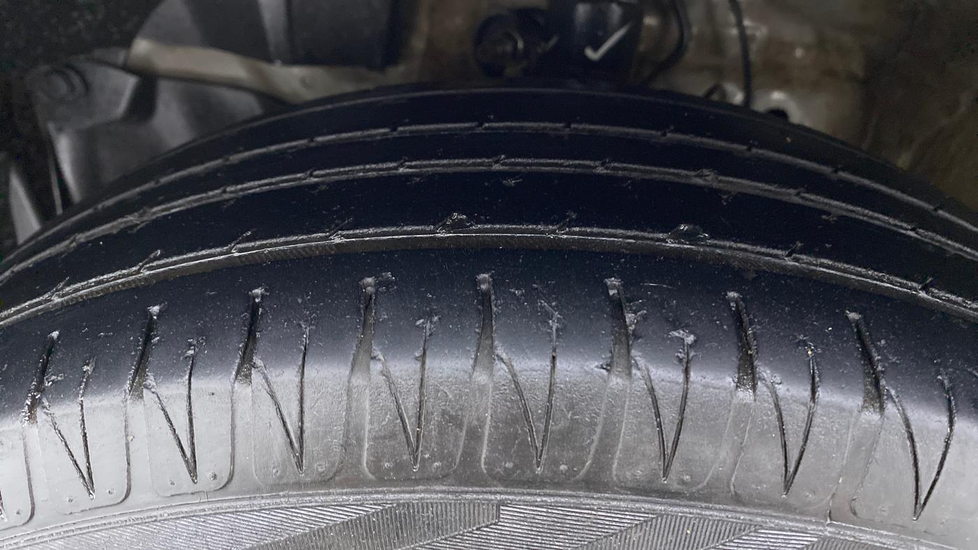 2017 Honda City SV MT PETROL, Petrol, Manual, 69,469 km, Left Front Tyre Tread