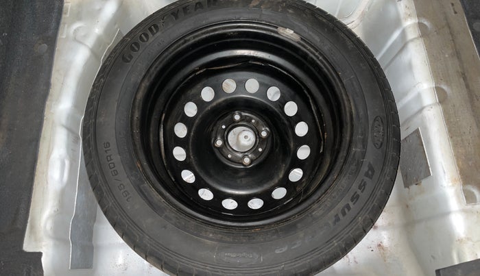 2020 Tata NEXON XZ PLUS PETROL, Petrol, Manual, 26,060 km, Spare Tyre