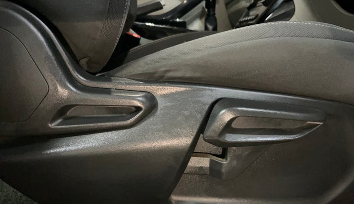 2020 Tata NEXON XZ PLUS PETROL, Petrol, Manual, 26,060 km, Driver Side Adjustment Panel