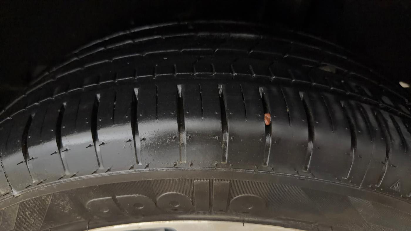 2021 Maruti Baleno ZETA PETROL 1.2, Petrol, Manual, 91,313 km, Left Rear Tyre Tread