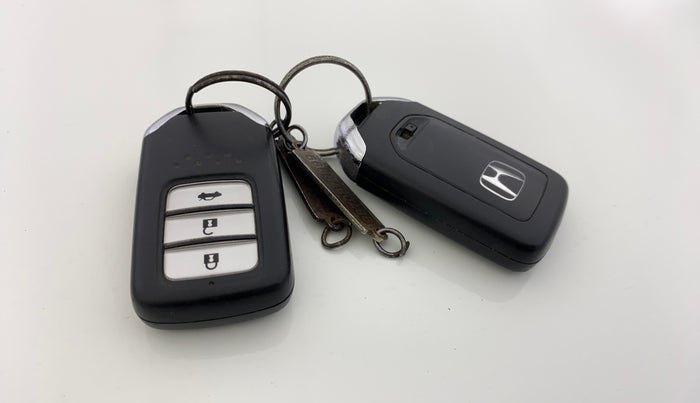 2015 Honda City 1.5L I-VTEC VX CVT, Petrol, Automatic, 32,925 km, Key Close Up