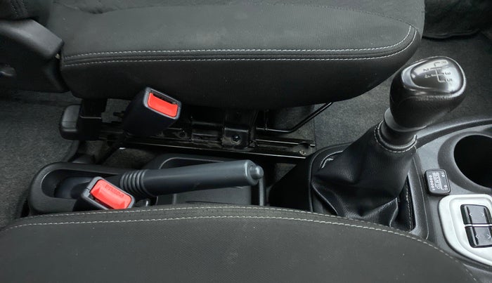 2018 Datsun Redi Go T (O), CNG, Manual, 19,445 km, Gear Lever