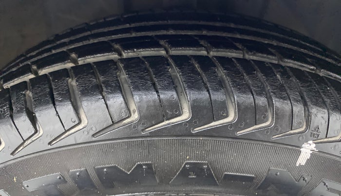 2018 Datsun Redi Go T (O), CNG, Manual, 19,445 km, Right Front Tyre Tread