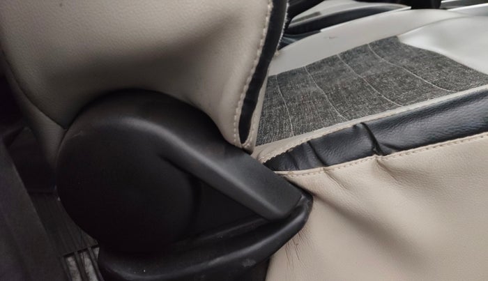 2015 Maruti Baleno DELTA PETROL 1.2, Petrol, Manual, 80,341 km, Driver Side Adjustment Panel