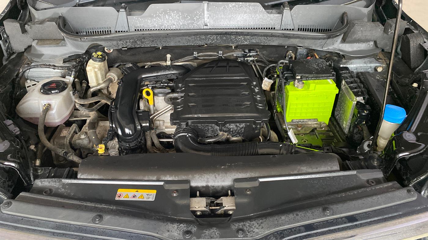 2021 Skoda KUSHAQ STYLE 1.0L TSI MT, Petrol, Manual, 84,898 km, Engine View