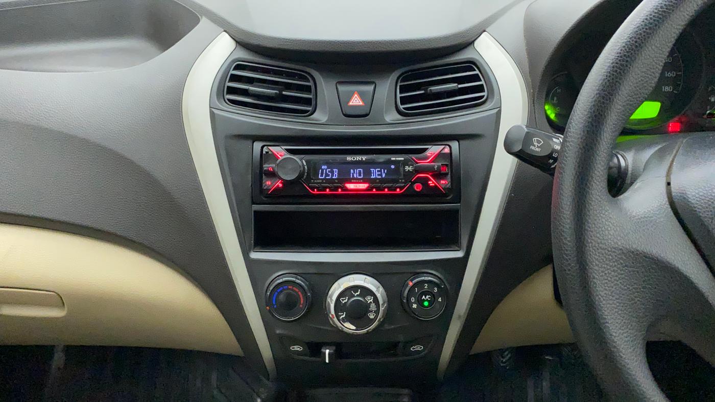 2017 Hyundai Eon ERA +, Petrol, Manual, 43,588 km, Air Conditioner