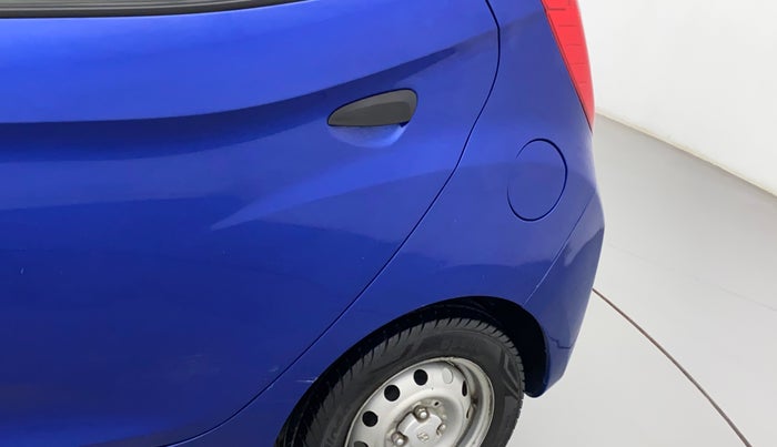 2017 Hyundai Eon ERA +, Petrol, Manual, 43,588 km, Left quarter panel - Rusted