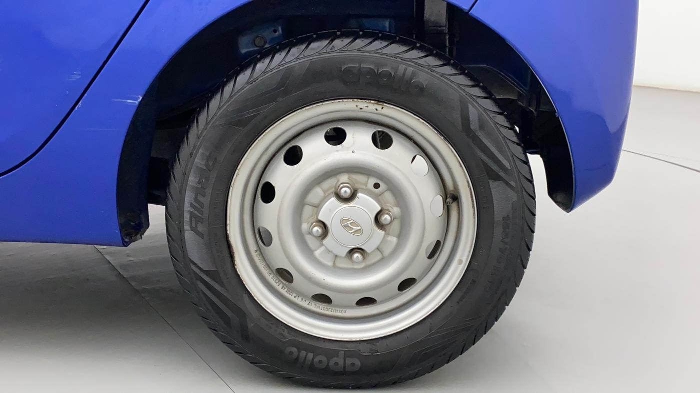 2017 Hyundai Eon ERA +, Petrol, Manual, 43,588 km, Left Rear Wheel
