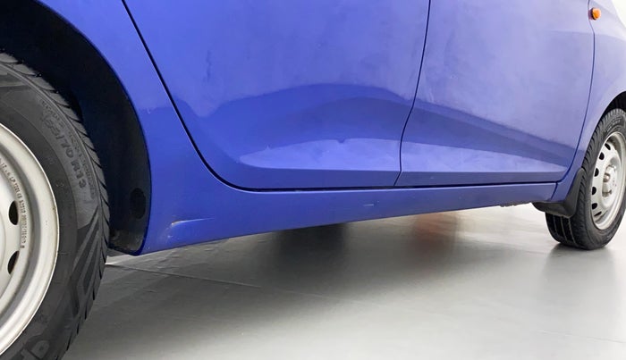 2017 Hyundai Eon ERA +, Petrol, Manual, 43,588 km, Right running board - Slightly dented