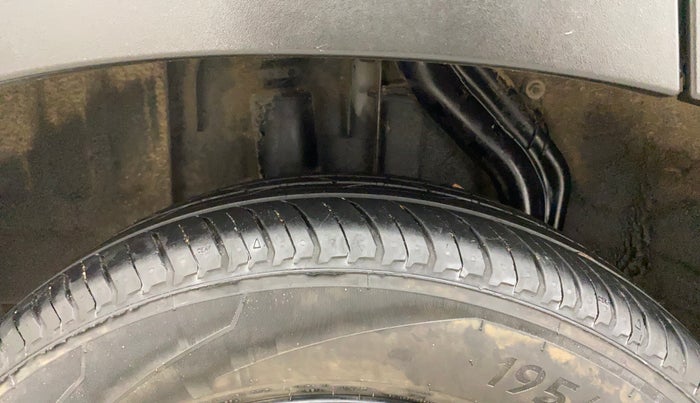 2023 Nissan MAGNITE XV MT, Petrol, Manual, 17,839 km, Right Rear Tyre Tread