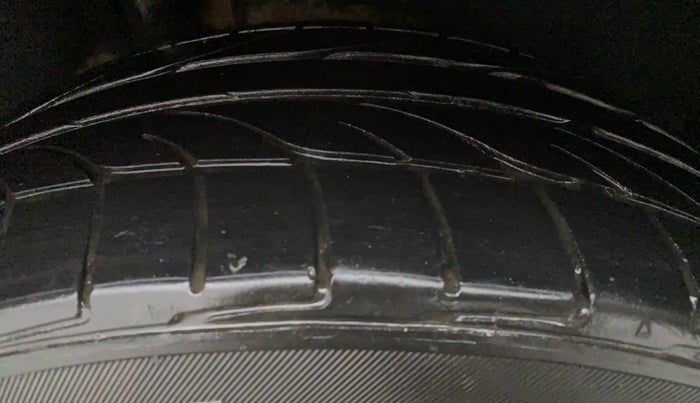 2016 Ford Ecosport TITANIUM 1.5L PETROL AT, Petrol, Automatic, 49,073 km, Left Front Tyre Tread