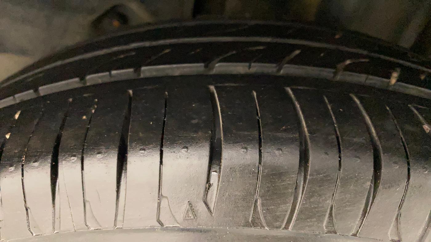 2016 Tata Tiago XZ PETROL, Petrol, Manual, 78,959 km, Left Rear Tyre Tread