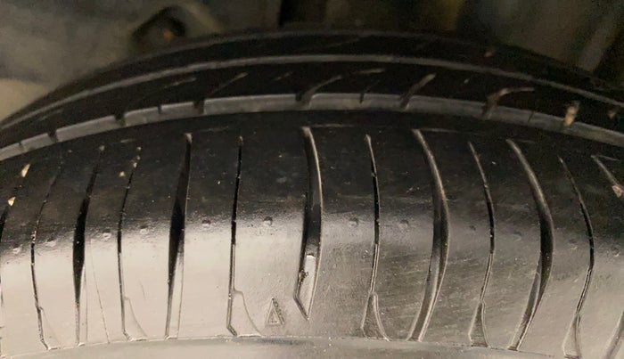 2016 Tata Tiago XZ PETROL, Petrol, Manual, 78,959 km, Left Rear Tyre Tread