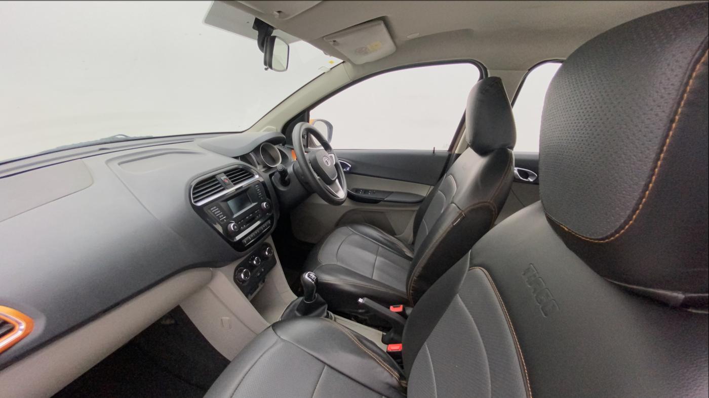 2016 Tata Tiago XZ PETROL, Petrol, Manual, 78,959 km, Right Side Front Door Cabin