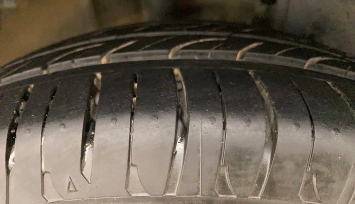 2016 Tata Tiago XZ PETROL, Petrol, Manual, 78,959 km, Right Rear Tyre Tread
