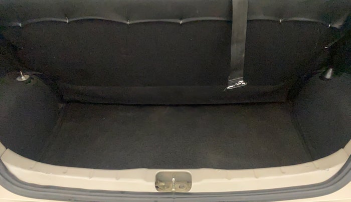 2019 Hyundai NEW SANTRO ERA EXECUTIVE, Petrol, Manual, 56,077 km, Boot Inside