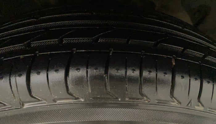 2019 Hyundai NEW SANTRO ERA EXECUTIVE, Petrol, Manual, 56,077 km, Right Front Tyre Tread