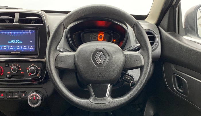 2017 Renault Kwid RXT 1.0 EASY-R AT OPTION, Petrol, Automatic, 37,344 km, Steering Wheel Close Up