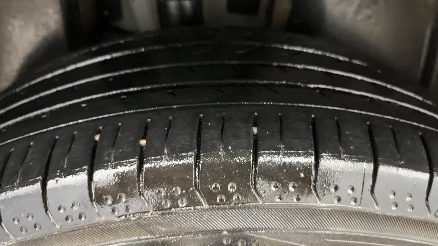 2019 Jeep Compass LIMITED PLUS PETROL AT, Petrol, Automatic, 65,565 km, Right Rear Tyre Tread