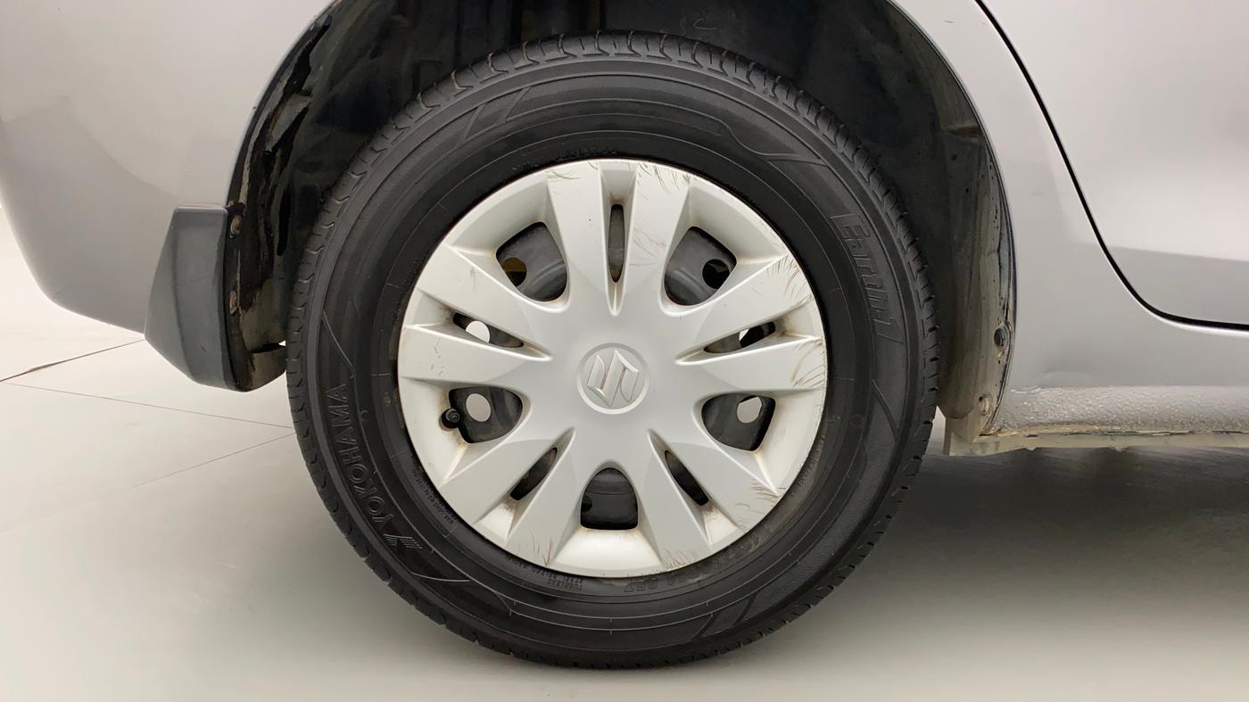 2014 Maruti Swift Dzire VXI, Petrol, Manual, 55,232 km, Right Rear Wheel